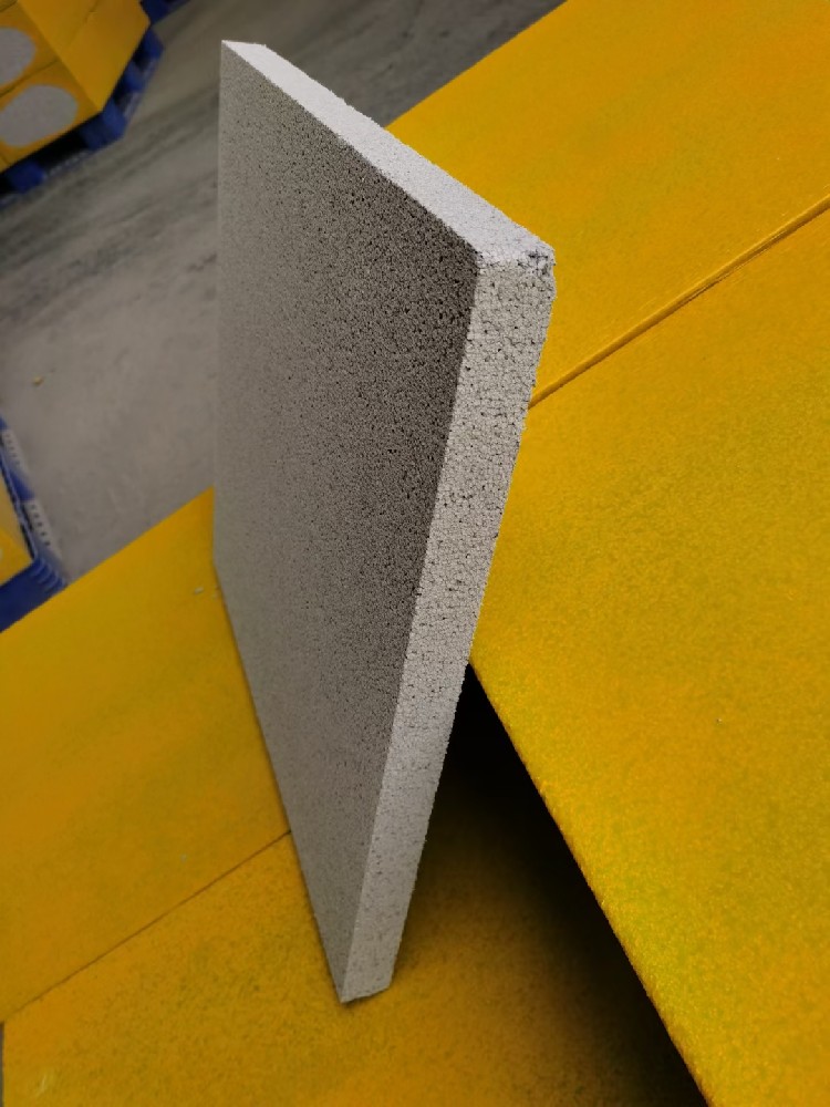 不燃型复合膨胀聚苯乙烯保温板